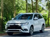 Xe 1 chủ từ đầu, giữ gìn còn rất mới