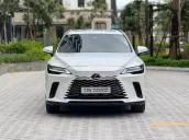 SUV sang trọng dành cho doanh nhân