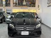 Xe đã được nâng cấp lên bộ mâm G63 siêu ngầu.