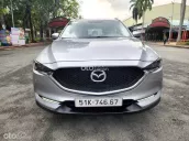 Xe nhà ít sử dụng còn mới. Máy 2.0. Toàn bộ còn zin theo xe