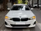 BMW 302i Sport Line 2024