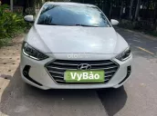 Cần bán hyundai elantra 2017 bản 2.0AT