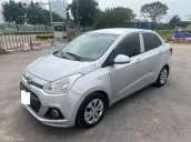 Bán xe hatchback số sàn đời 2016 màu bạc