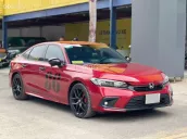 FORM THỂ THAO, LÁI SƯỚNG