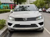 Volkswagen Touareg V6 sản xuất 2016 đăng ký 2018 1 chủ từ mới