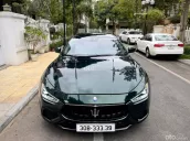 Siêu phẩm hybrid với màu sắc nổi bật