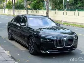 Phiên bản cao cấp với nội thất nâu sang trọng