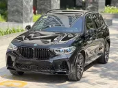 Xe màu đen, nội thất nâu cực mới