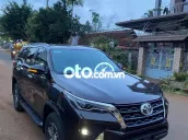 Toyota Fortuner 2020 nâu fom 2021 chạy 33 ngàn km