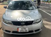 gd cần bán Kia Forte 2010 Bạc Số sàn chính chủ