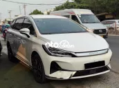 BYD_M6 sx 2025 - Xe đẹp biển trắng gia đình.