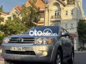 Toyota Fortuner 2010 2.7V 4x4 AT - 105000 km