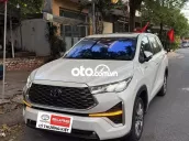 Toyota Innova Cross 2023 2.0HEV 23.000 km