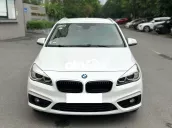 BMW 218i Active Tourer 2015 màu trắng