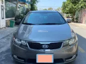 Xe hạng C 5 chổ số tự động