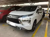 Gia đình bán Xpander Premium 63,000km