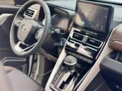 Toyota Innova Cross 2025