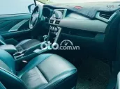 Mitsubishi Xpander Cross Trắng