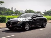 E200 Facelift 2020 màu đen, nội thất nâu sang