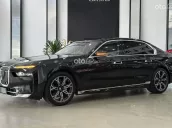 BMW 735i 2024 tại Tp.HCM