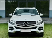 Xe SUV sang trọng nhập khẩu nguyên chiếc