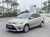 Xe trong nước 5 chỗ máy xăng