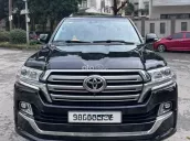 Xe đẹp chủ giữ gìn, bản V8