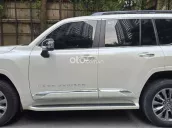Bán Land Cruiser LC300 siêu lướt như mới sản xuất 2025, odo chỉ 9.900 km, trắng kem