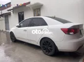 KIA Forte 2010 Trắng