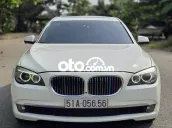 Cần bán BMW 750Li model 2010 xe cực kì đẹp