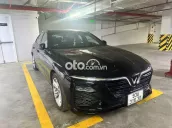 VinFast Lux A Bản Base Đen 93000 km