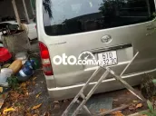 Toyota Hiace Vàng cát