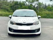 Kia Rio AT 2017 Trắng xe đang sử dụng