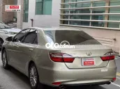 Toyota Camry 2018 2.5Q Nâu vàng