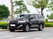 Xe đen ghế nâu, nhập Trung Đông