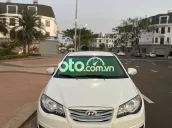 Hyundai Avante 2015 MT Trắng