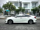 Civic 2018 1.8 E - 94000 km
