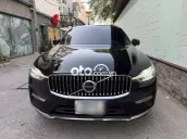 Volvo XC60 2022 Đen/Nâu