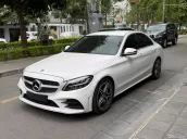 Mercedes-Benz C180 2021 tại Hà Nội