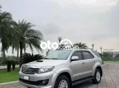Toyota Fortuner Máy Dầu 2014