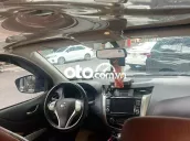 Nissan Navara EL Đen