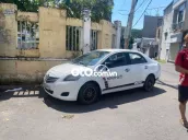 Toyota Vios Trắng Số sàn 5 chỗ