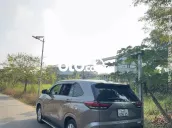 Toyota Innova Cross 2025 22.000 km Xám