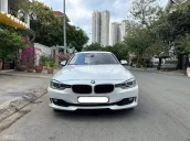 BMW 320i Series 3 - Nhập Đức Sản xuất 2012 Màu: Trắng Odo 140.000km Giá: 378 triệu tl