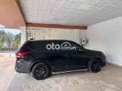 Mitsubishi Outlander 2018 77000 km Đen