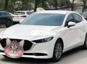 Mazda 3 màu Trắng