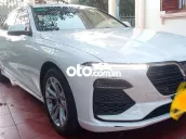 VinFast Lux A 2022 Base Trắng