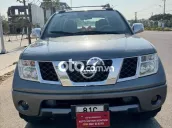 Nissan Navara Bản full Xám
