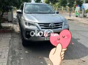 Toyota Fortuner 2018 Bạc 7 chỗ