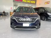 Kia Carnival 2.2D Premium 7S 2022, Giá Cực Mềm